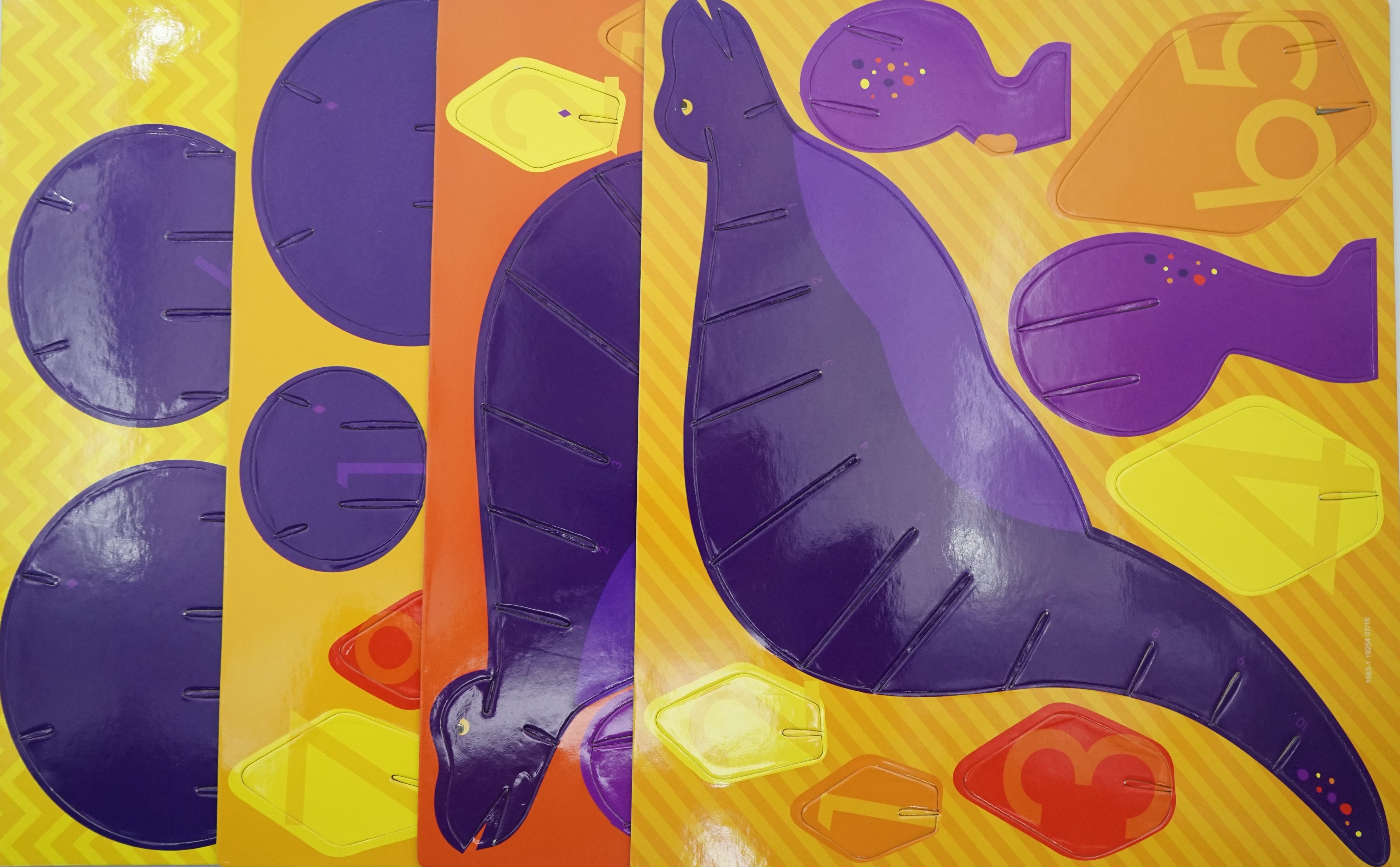 3D Dino Puzzle W/Book Stegosaurus (Stegosaurus : 3D Puzzle And Book)