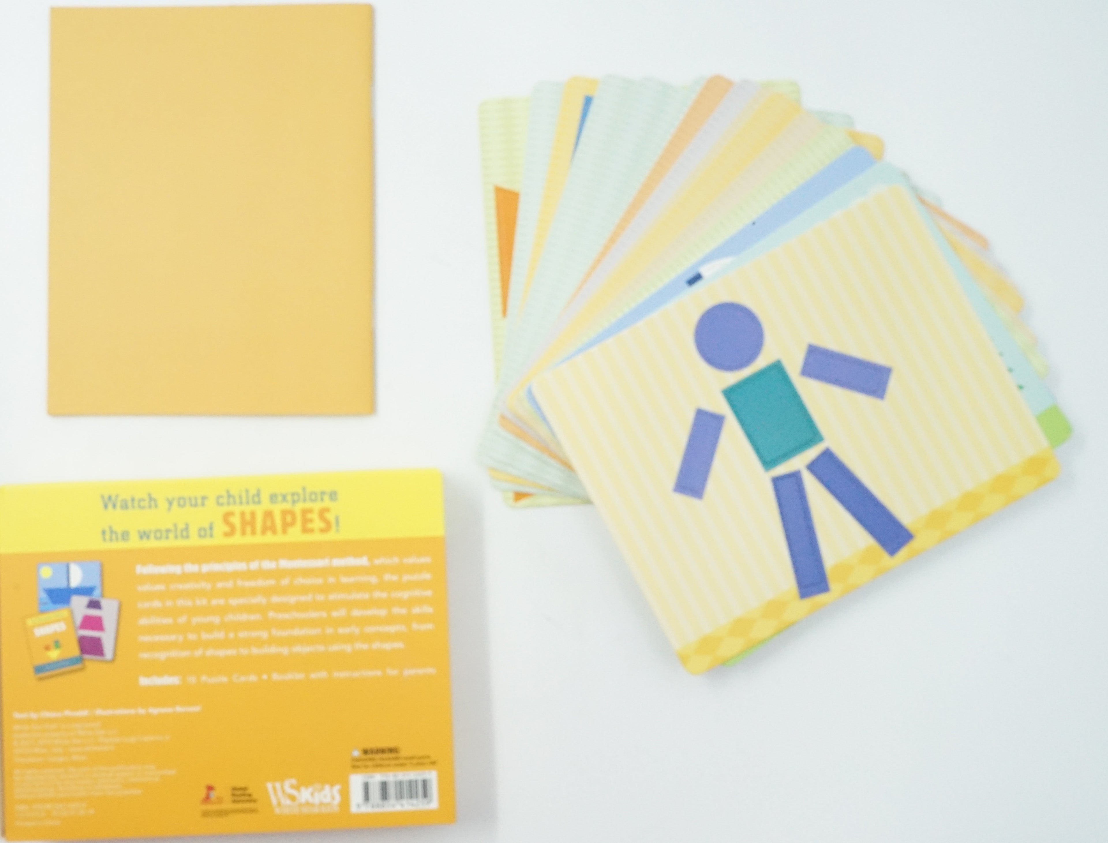 SHAPES (KIT) - THE MONTESSORI METHOD